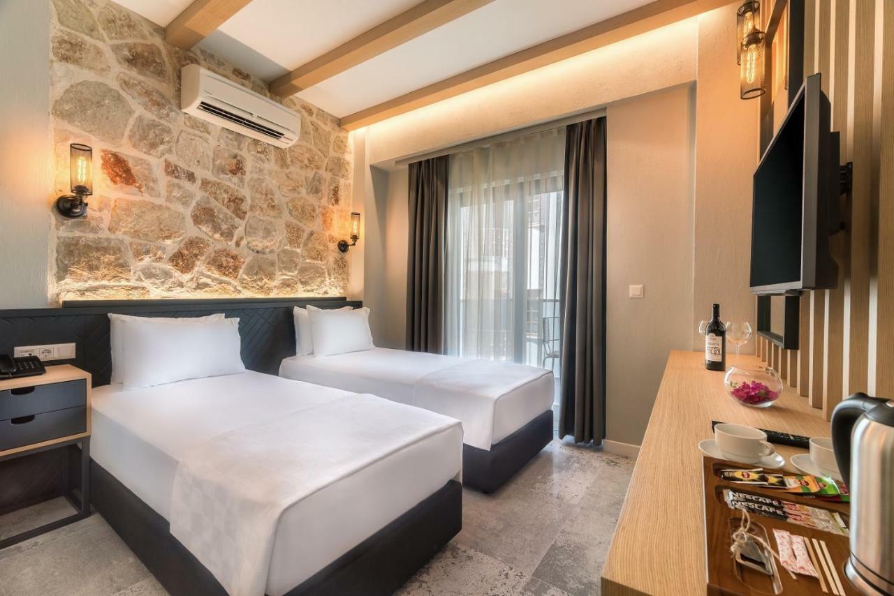 Isola 12 Hotel 카스 외부 사진