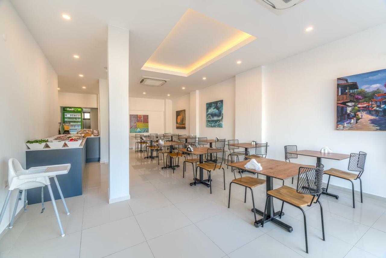 Isola 12 Hotel 카스 외부 사진